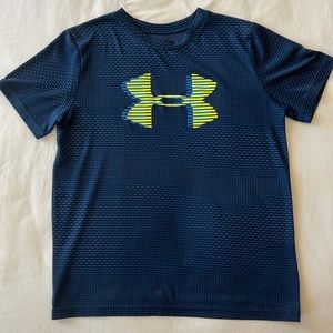 Under Armour boys T-shirt size YXL
